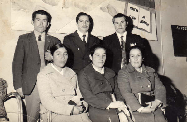 izq - der Pastor Fco. Raimapo y Pastora Fidelina, Pastor Fdo. Ojeda y Pastora, Pastor Victor Cardenas y esposa 24 dic 1974